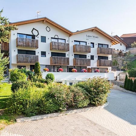 Lapis Monti - Apartments & Suites Burgusio Buitenkant foto