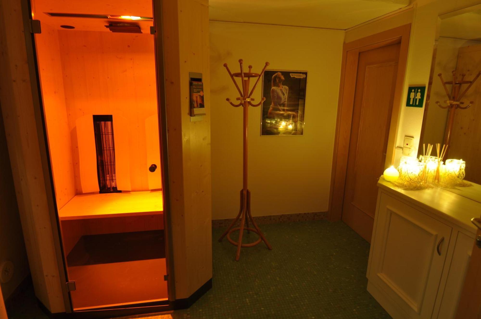 Lapis Monti - Apartments & Suites Burgusio Buitenkant foto
